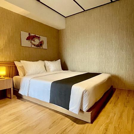 Nemuru Hotel Ciputat Pondokcabe Hilir Exteriör bild